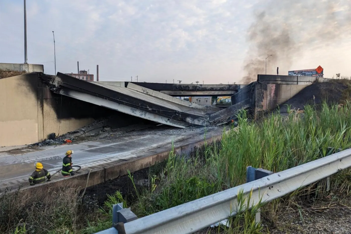How will the I-95 bridge collapse affect the supply chain? It will be ‘staggering,’ expert says